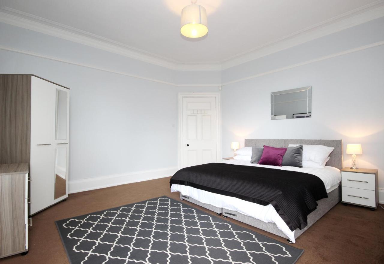 Braemount House Apartment Barrhead Екстериор снимка