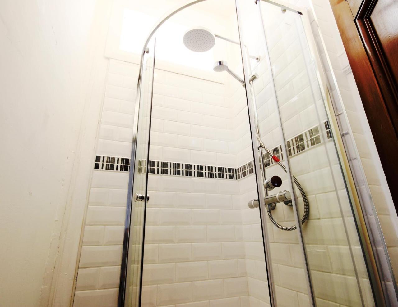 Braemount House Apartment Barrhead Екстериор снимка